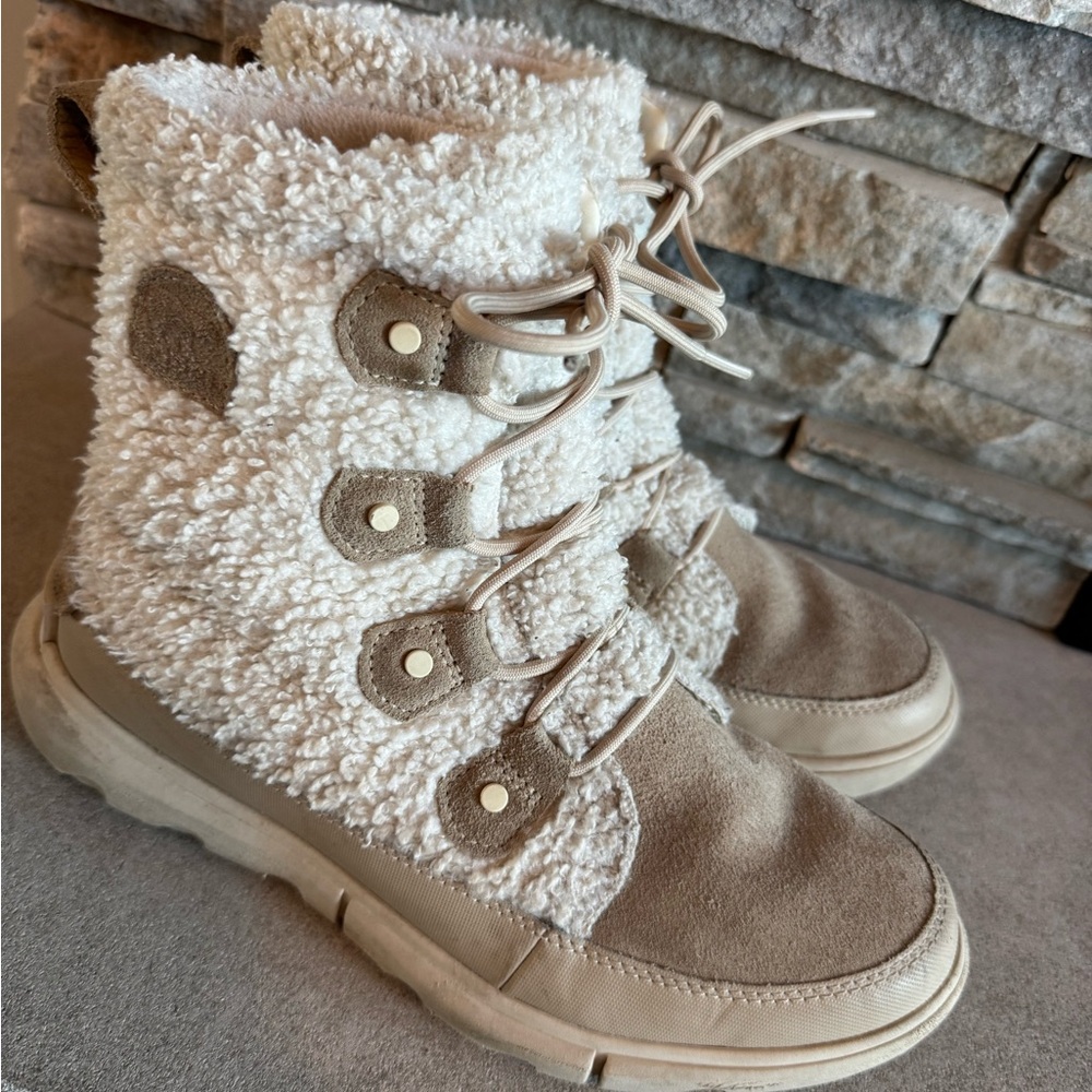 Sorel Winter Boots in Cream and Tan